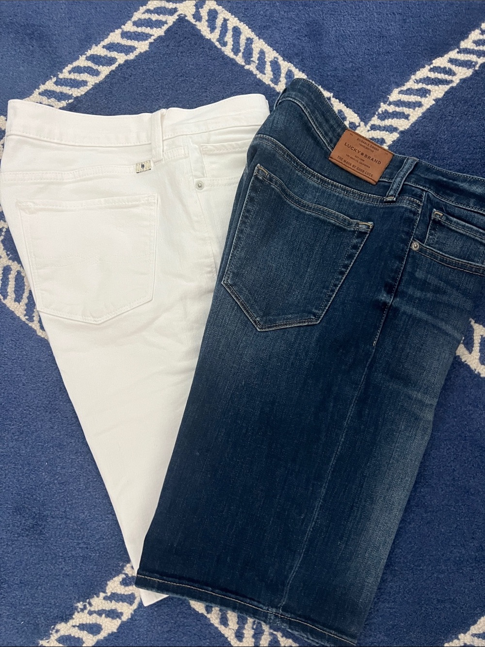 Lucky Brand 2-pr Women’s Skinny Jeans in Dark Blue and White